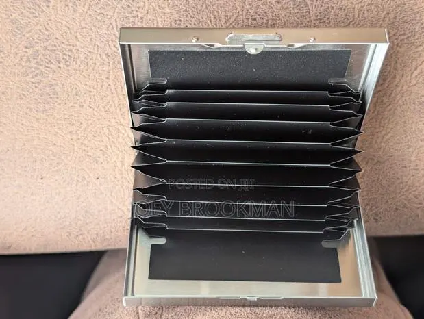 Obcreator Anti-Theft Brush 10 Cards Credit Card Holder · Photo 1
