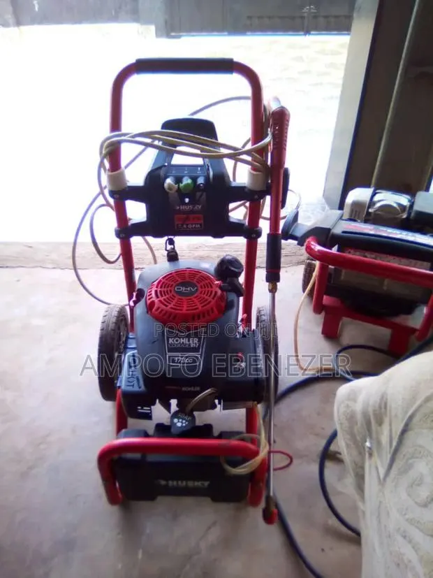 Petrol Pressure Washer · Photo 1