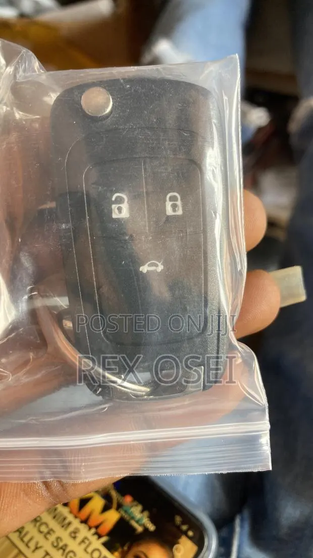 Chevrolet 3 Bottom Key Shell · Photo 1