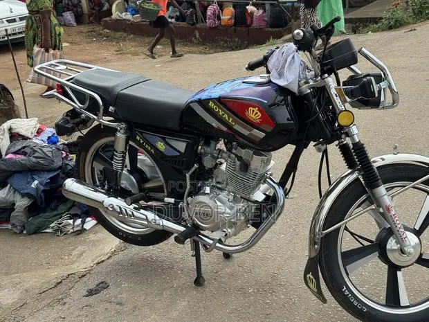 Royal RY125 2026 Black · Photo 1