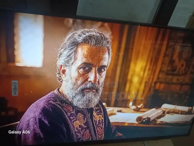 Samsung 43” Led Smart Tv for Movies, Sports Gaming · Photo 1