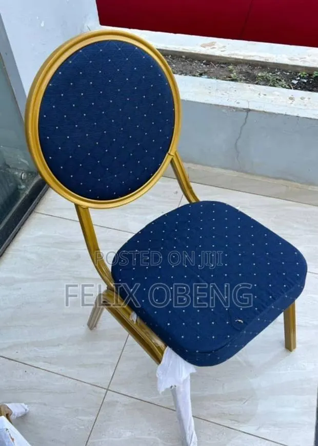 Banquet Chairs Available in Different Colors · Photo 1