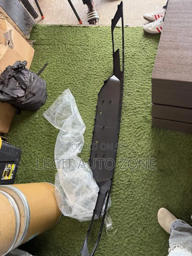 Hyundai Elantra 2019,2020, Back Bumper Diffuser · Photo 1