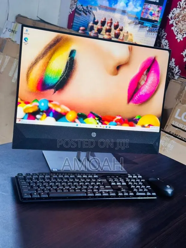 Desktop Computer HP Pavilion 24 16GB Intel Core i7 HDD+SSD 1.5T · Photo 1