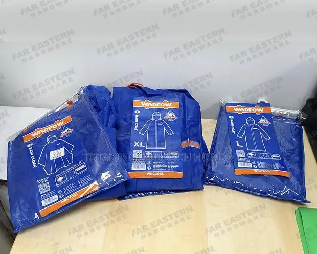 Raincoat Too and Down (Wadfow PVC Water Proof) · Photo 1
