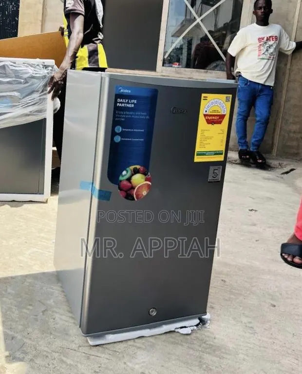 Extremely Cooling Midea 1 Door Table Top Fridge(93liter)Gray. · Photo 1