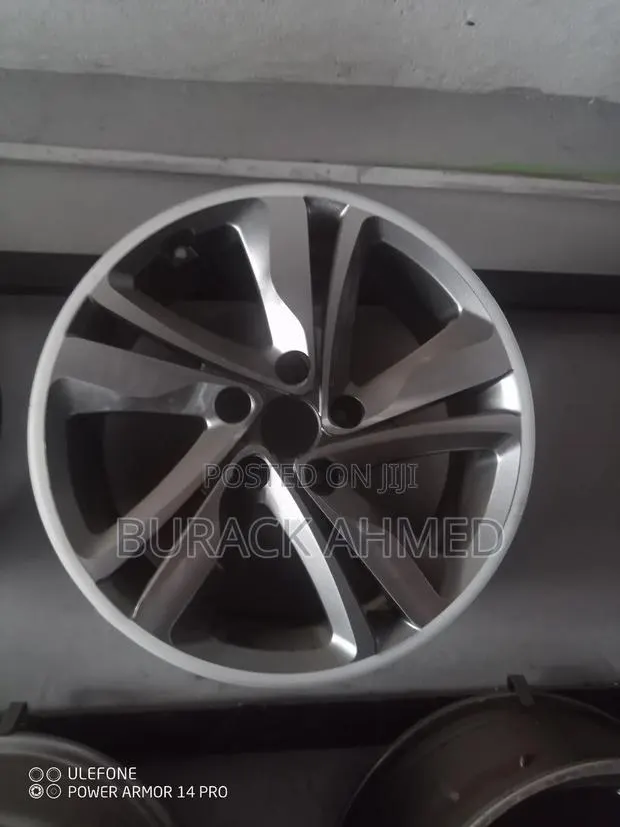 Elantra Alloy Rims · Photo 1