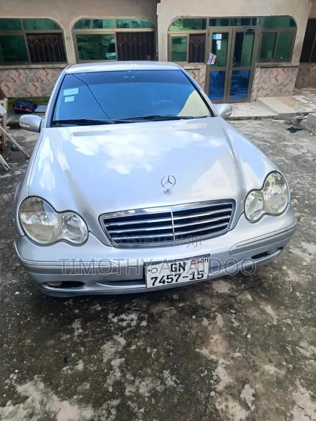 Mercedes-Benz C220 Classic 2001 Silver · Photo 1
