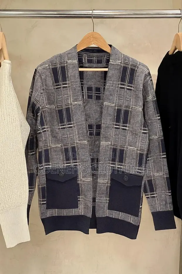 Checked Cardigan · Photo 1