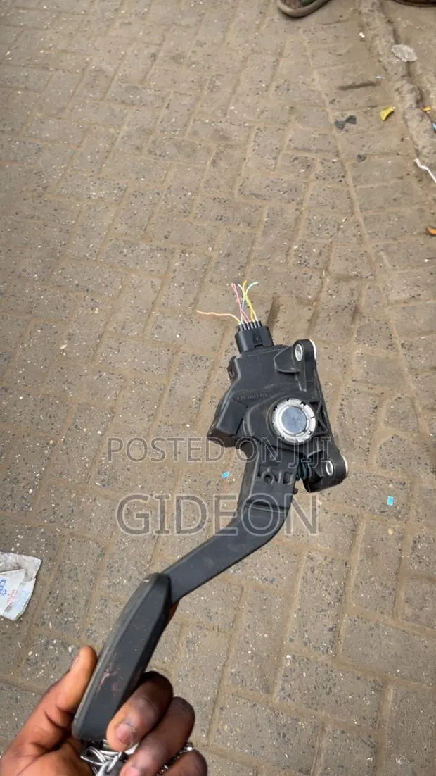 Honda Civic , Accord CRV Accelerator Paddle · Photo 1