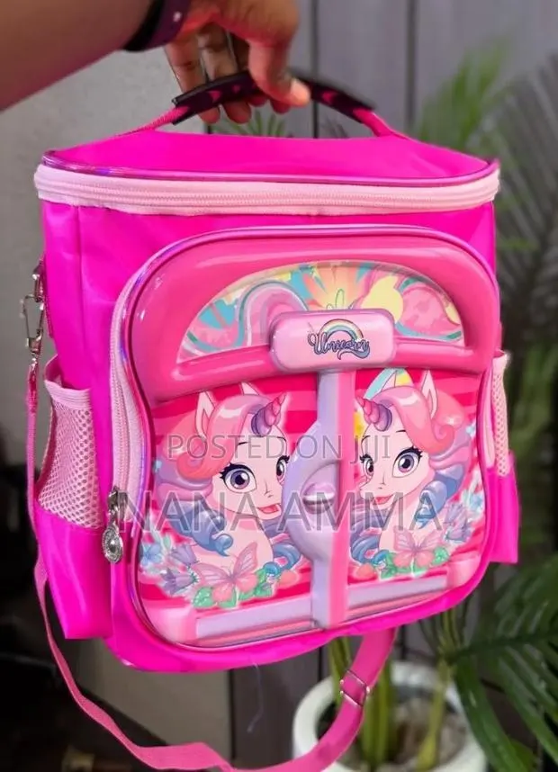 Kids Backpacks · Photo 1
