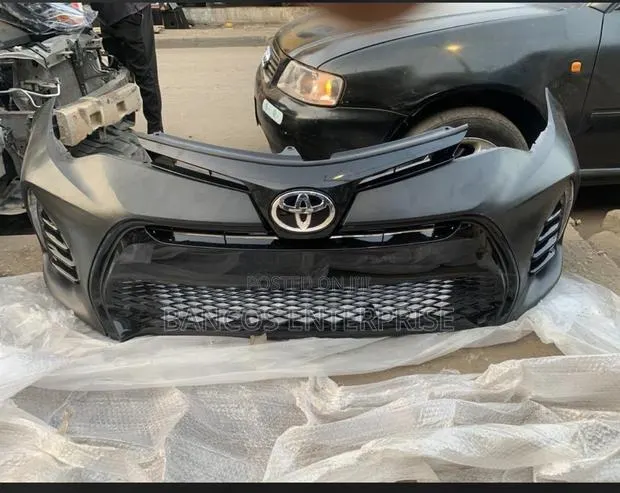 Toyota Corolla 2017-2019 Complete Bumper and Skeleton · Photo 1