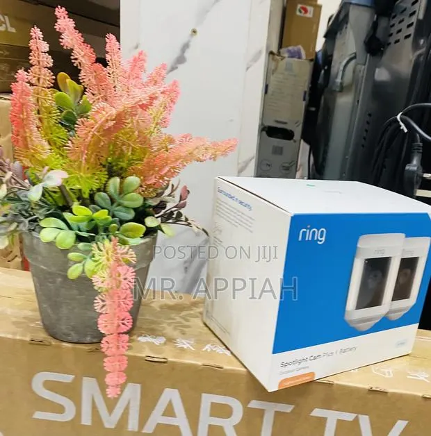Unique Design Ring Sportlight Cam Plus Home Security Camera · Photo 1