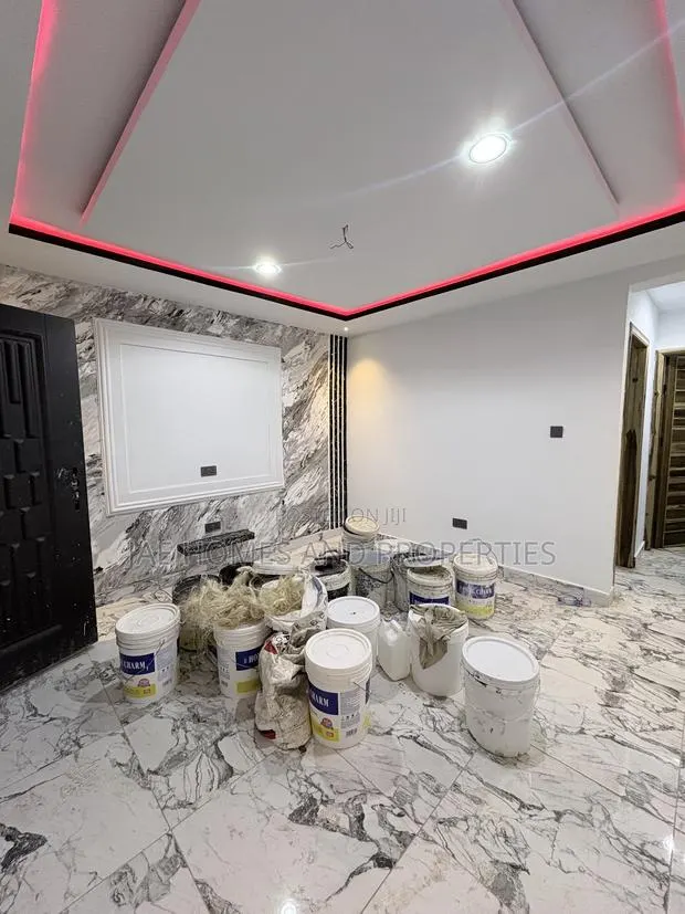2bdrm Apartment in West Hills Mall Area for rent · Photo 1