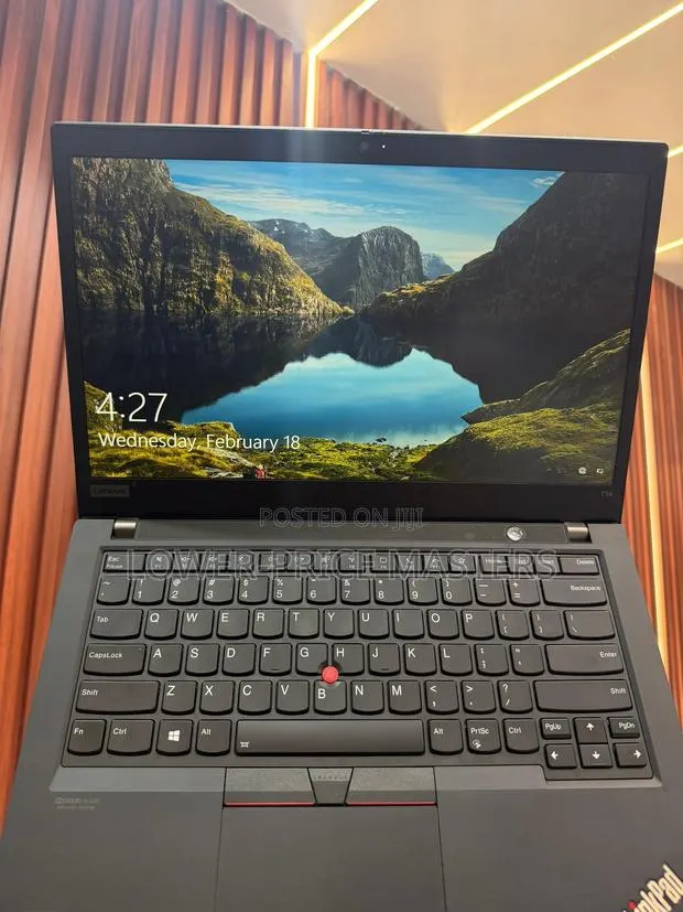 New Laptop Lenovo ThinkPad T14 16GB Intel Core i7 SSD 256GB · Photo 1