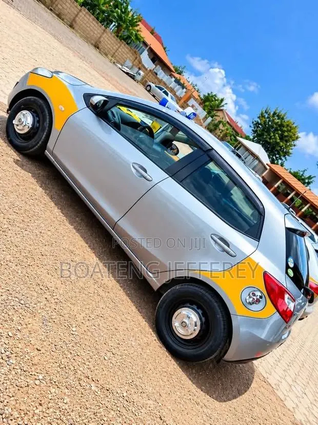 Mazda Demio 2012 Gray · Photo 1