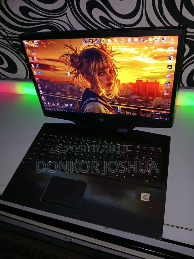 Laptop HP Omen 17t 16GB Intel Core i7 SSD 512GB · Photo 1
