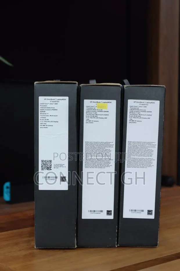 New Laptop HP 32GB Intel Core Ultra 7 SSD 1T · Photo 1