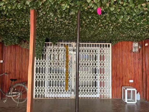 Road Side Pub/Restaurant/Store/Showroom/Warehouse for Rent at Spintex · Photo 1