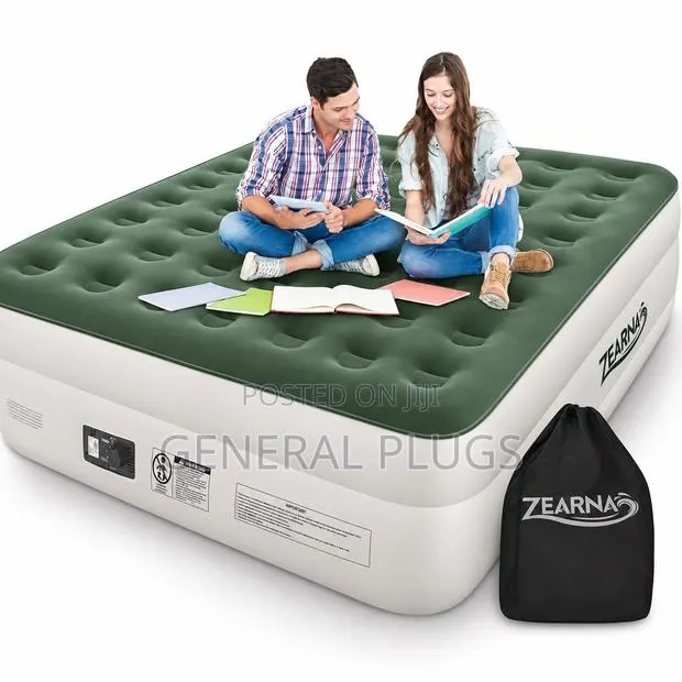 Modern Technology Inflatable Double Air Mattress With an Inbuilt Pump · Photo 1