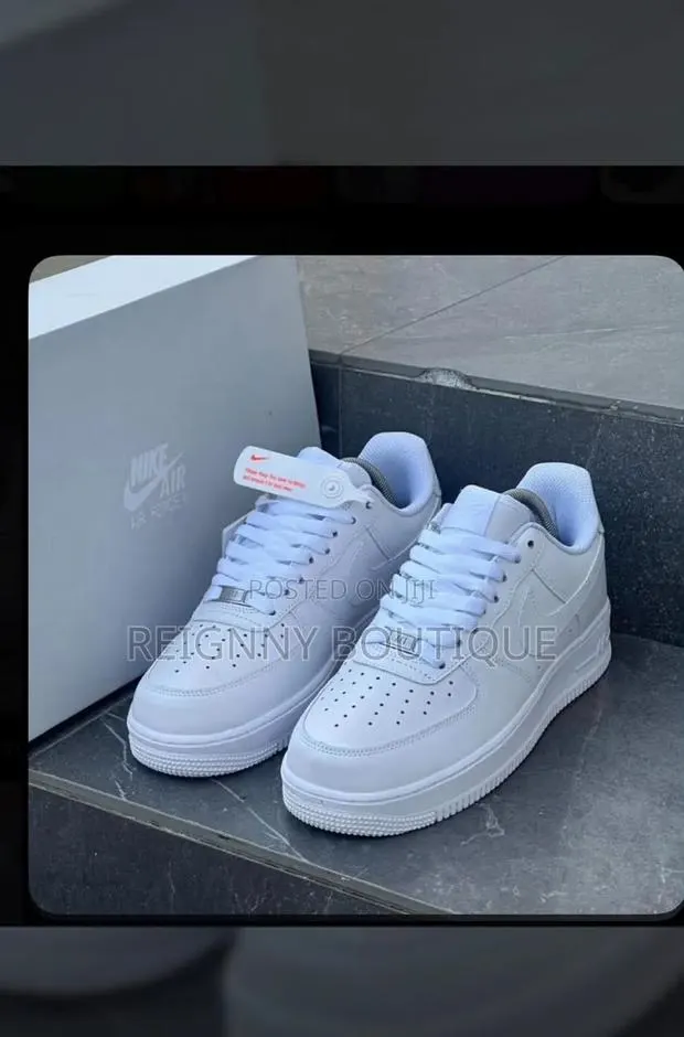 Buy All Your Authentic Sneakers From Reignny Syde Collection · Photo 1