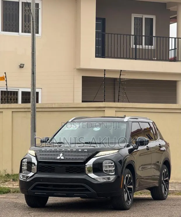 Mitsubishi Outlander SEL Launch Edition 2022 Black · Photo 1