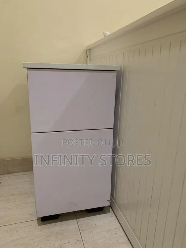 Bedside Drawer Cabinet for Sale · Photo 1