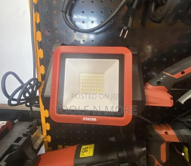 Stayer Cordless Led Work Light · Photo 1
