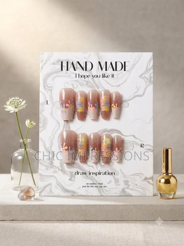 Hand Made Reusable Nails · Photo 1