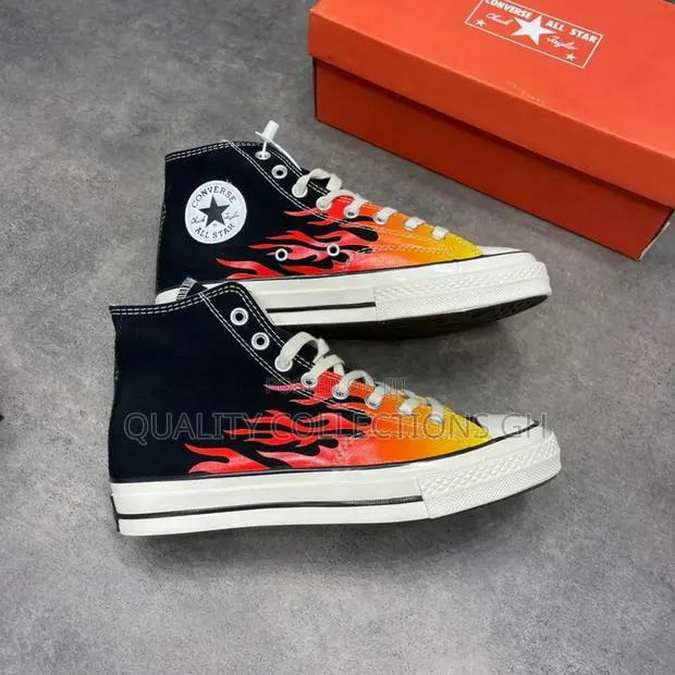 Fire Converse · Photo 1