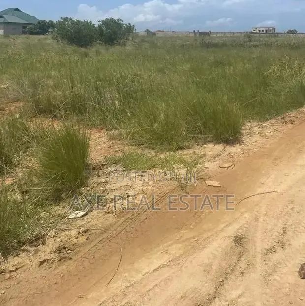 Free Documents!! Well Demarcated Authentic Plots - Prampram Township · Photo 1
