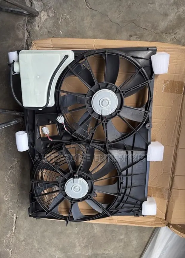 Toyota Highlander 2016 2017 2019 Radiator Fan · Photo 1