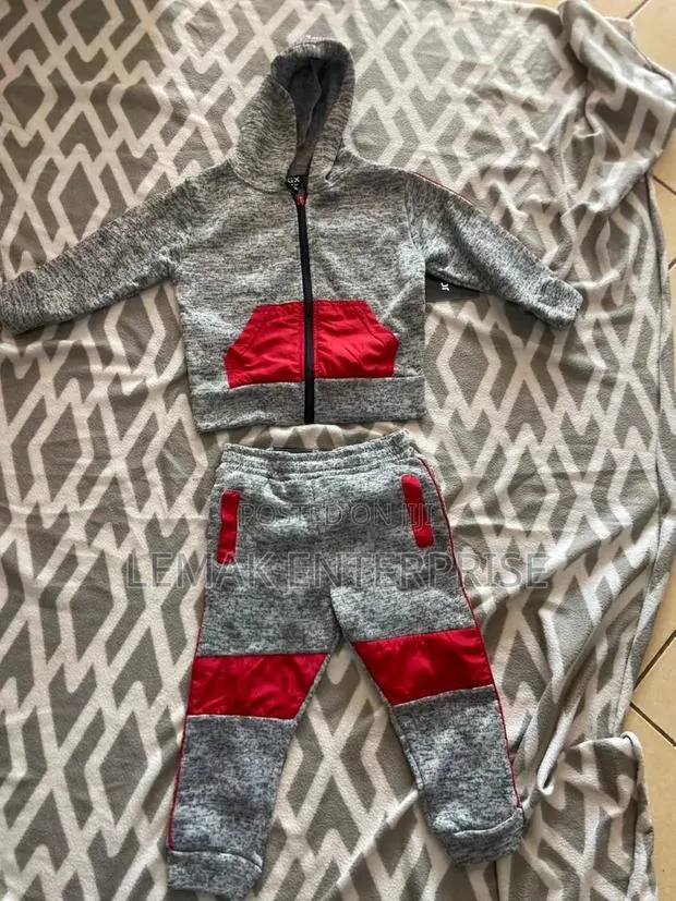 Top and Down Toddler Hoodie - Size 4t · Photo 3