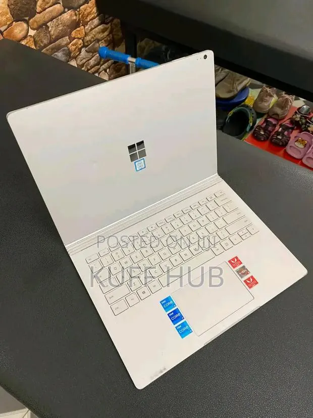New Laptop Microsoft Surface Book 3 32GB Intel Core i7 SSD 1T · Photo 1