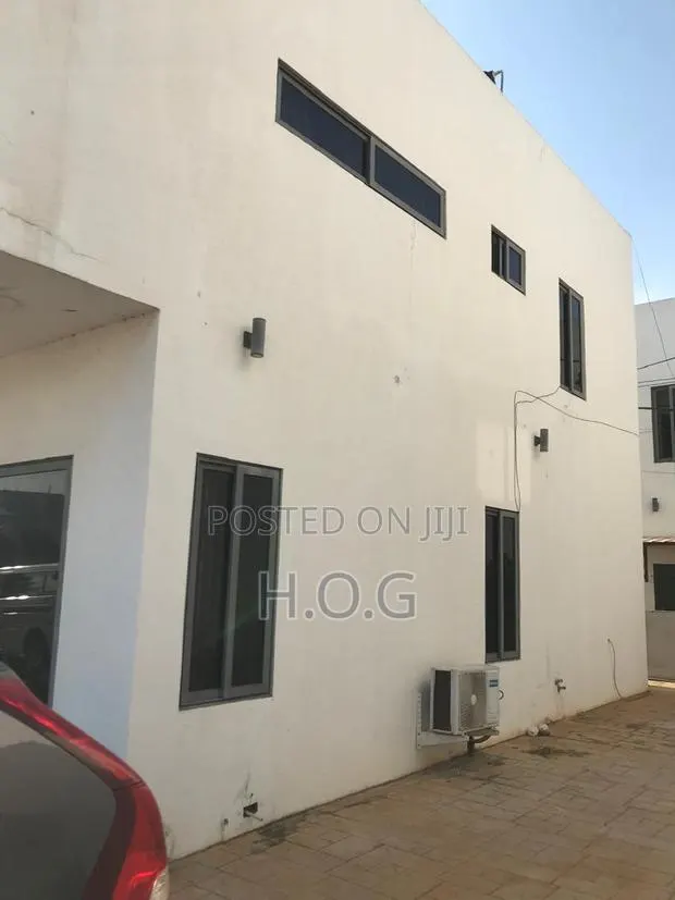 2bdrm Townhouse / Terrace in H. O. G Agency, School Park Area for rent · Photo 1