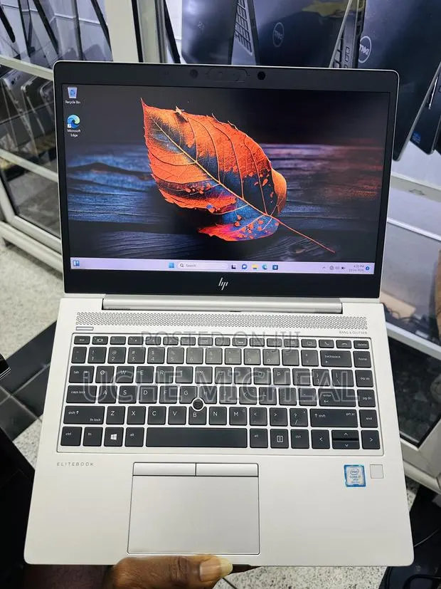 Laptop HP EliteBook 840 G6 16GB Intel Core i7 SSD 256GB · Photo 1