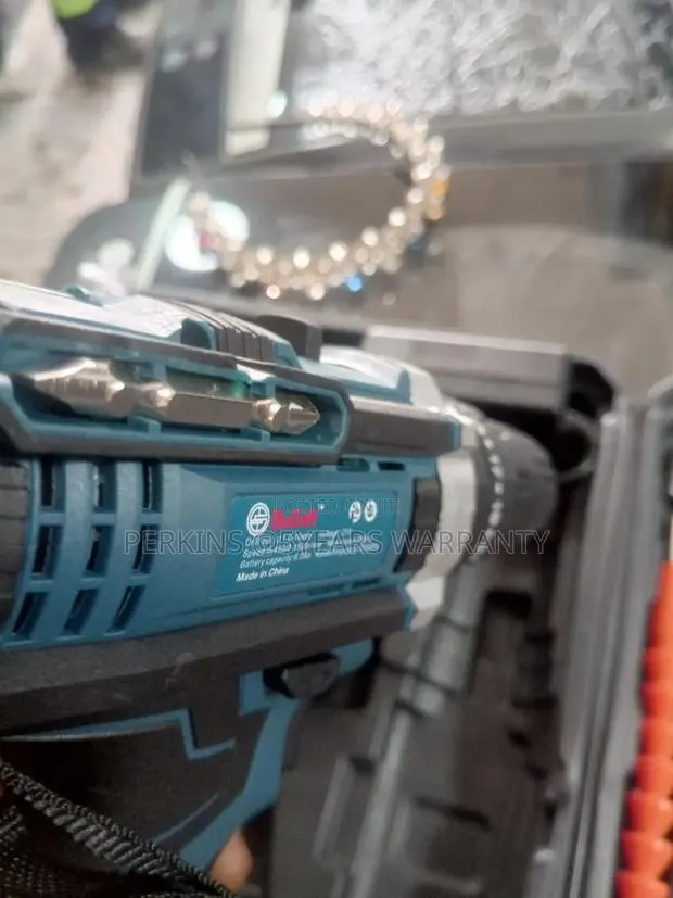 Basoh Portable Cordless Drill With Tool Case · Photo 1