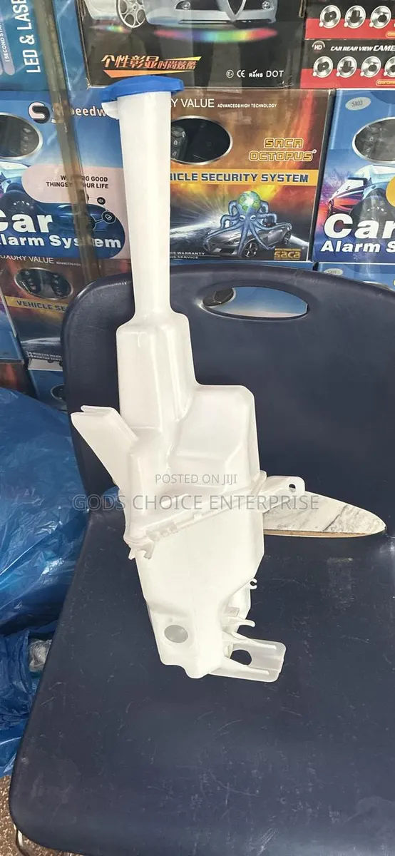 Wiper Bottle Santafe 2019-2020-2021 · Photo 1