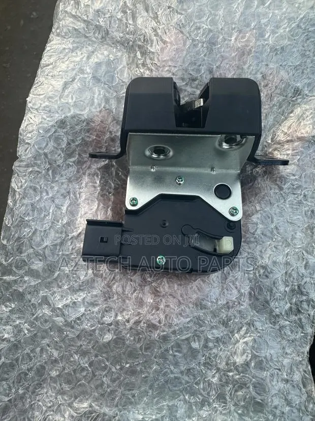 Kia Morning / Picanto 2012 2013 2014 2015 2016 2017 Boot Lock · Photo 1