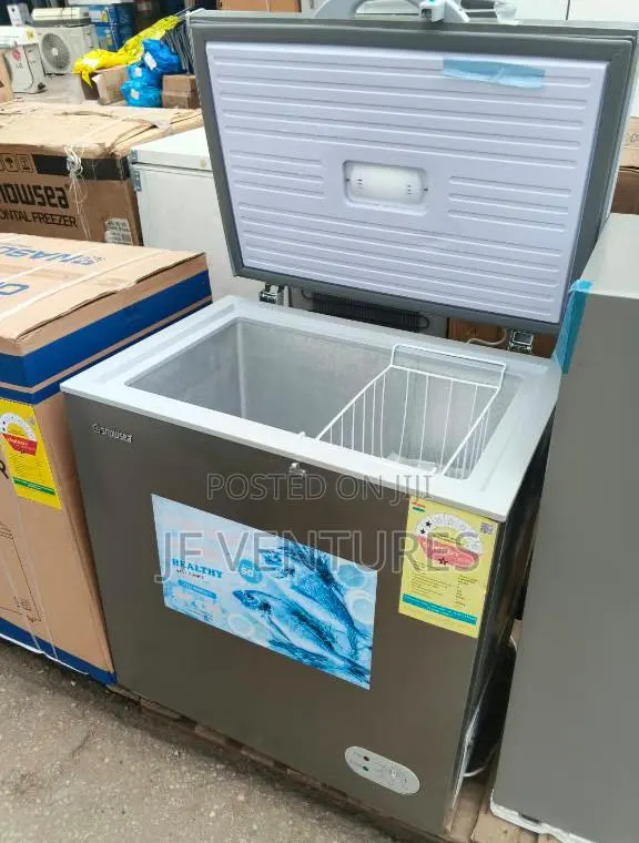 100Ltrs Chest Freezer · Photo 1