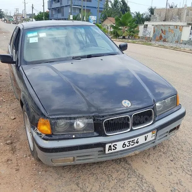 BMW 3 Series 1999 Black · Photo 1