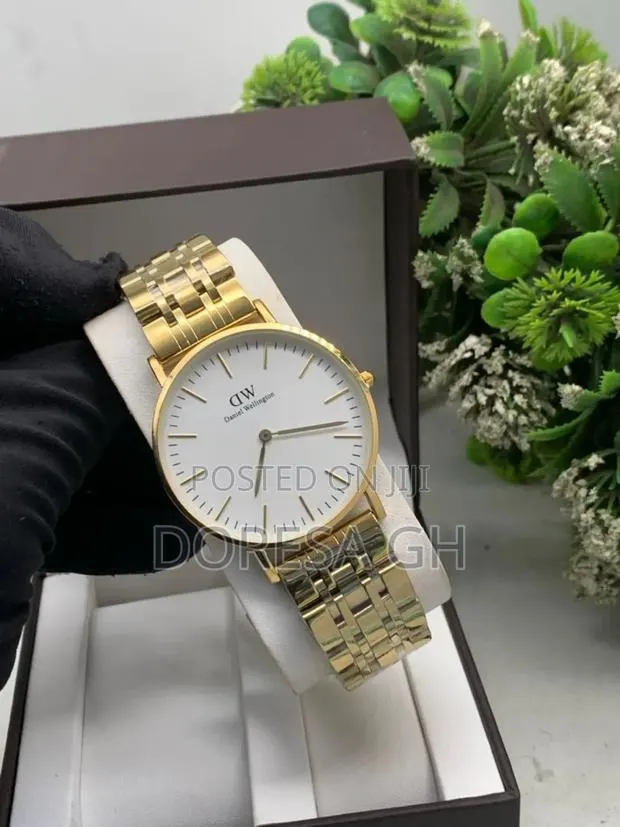 Daniel Wellington Metal Strap Watch–Unisex Designer Watch Gh · Photo 1