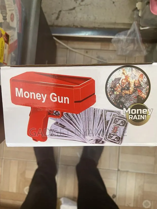 Supreme Money Spray Gun With Fake Dollars · Photo 3