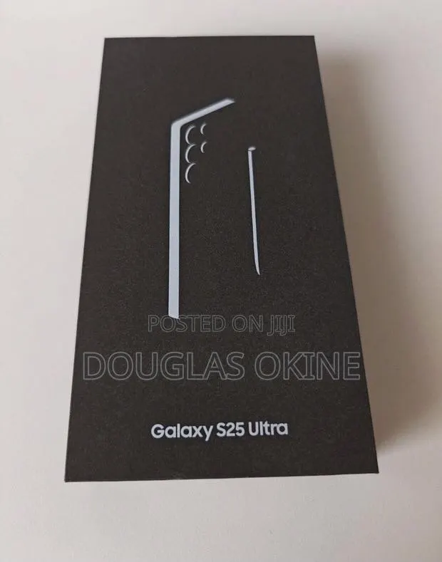New Samsung Galaxy S25 Ultra 1 TB Black · Photo 1