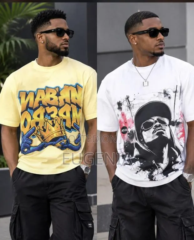 Men’s Regular Round Neck · Photo 1