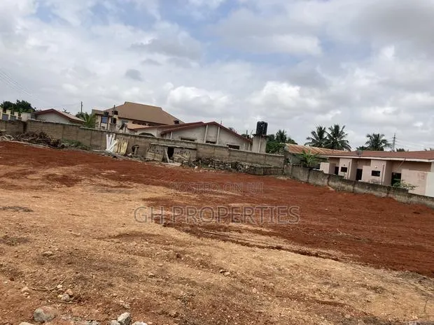 One Full Corner Plot for Sale at Daban. · Photo 1
