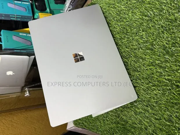 Laptop Microsoft Surface Laptop 3 16GB Intel Core I5 SSD 256GB · Photo 1