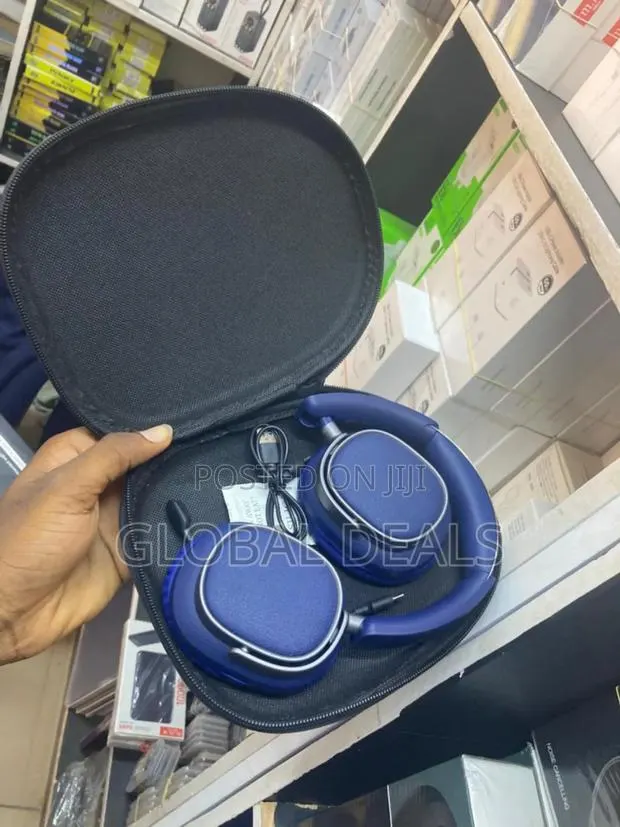 Bose Quiet Comfort 969 Wireless Bluetooth Headphones · Photo 1