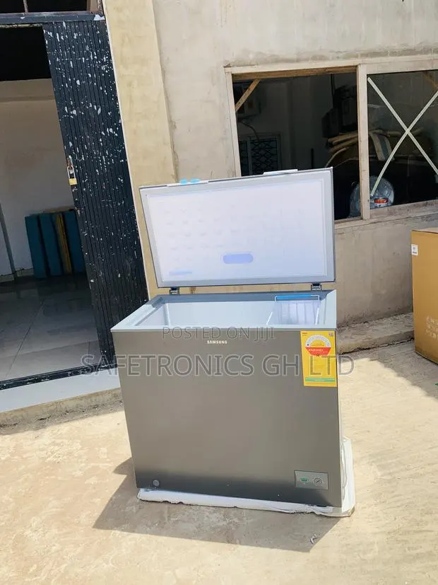Buy Premium Samsung 198l Chest Freezer (Model Ri70f20v1gagh) Grey · Photo 1