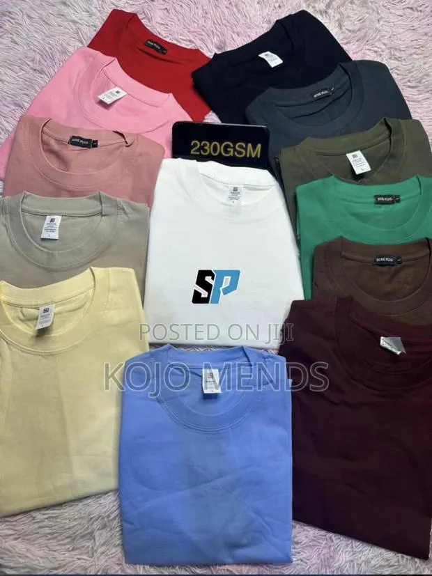 Unisex Heavy T-Shirts · Photo 1